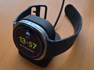 Galaxy watch 8 charging stand (40mm / 44mm)