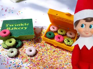 Elf on the Shelf Donut Prop with Box