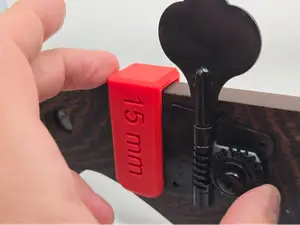 BASS GUITAR MACHINE HEAD ALIGNMENT TOOL