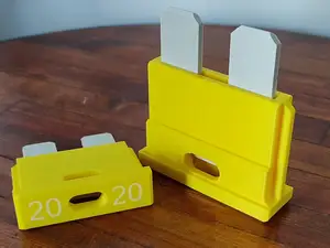20A car fuse