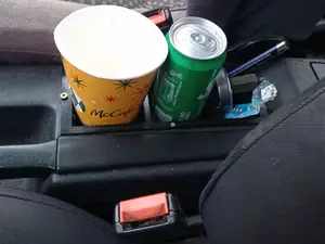 Audi 80 B4 cup holder
