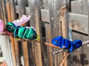 Mini Articulated Chameleon