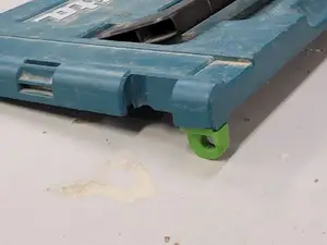 Makitta Case hinge replacement
