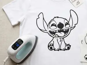 T-shirt print Stitch