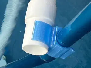 Pool Hose Clamp for Pool Telescoping Pole 90 Grad