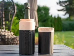 Wine bottle case V2