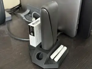 Vertical stand for iQOS Lil SOLID DUAL