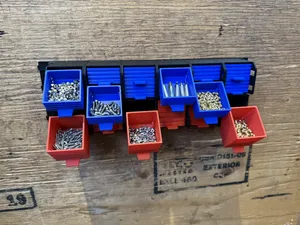 Sliding bucket storage system