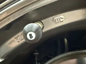 Valve stem caps : 8 ball! 