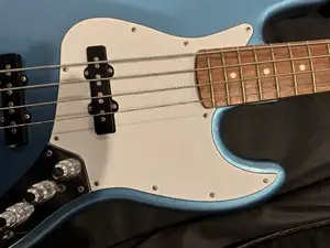 Fender Jazz Bass Pickguard - J-Bass - Pick Guard