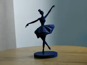 Geometric Ballerina Sculpture – Modern Art Décor