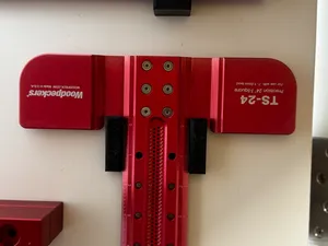 Woodpeckers T-Square Wall Holder