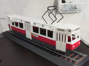 LM-68 Tram H0 Scale