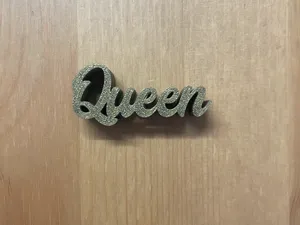 queen straw topper