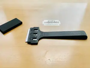 Safety Razor Blade Scraper
