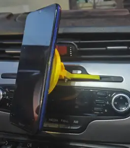 CD car phone holder (1° vers.)