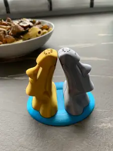 Moai Salt & Pepper Shaker + Tray