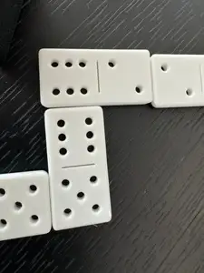 Standard Dominoes with Box