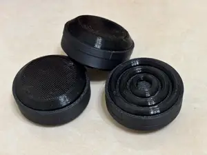 Speaker foot pad