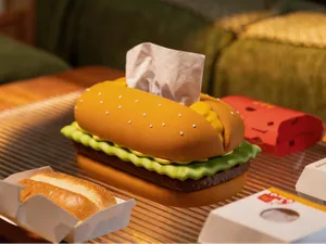 板烧鸡腿堡纸巾盒