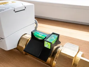 Spirit Level for Pipes and Tubes