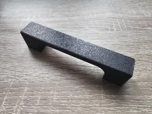 Kitchen cabinet handle