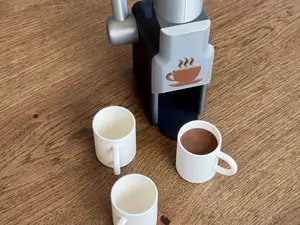 Toy Coffee Machine – functional design