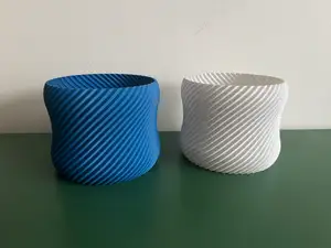 Spiral wave planter