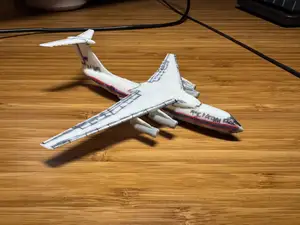 Ilyushin Il-76 1:400