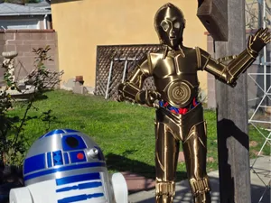Life-Size C-3PO Protocol Droid in Full Scale!