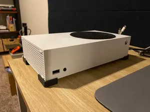 Xbox Series S Feet