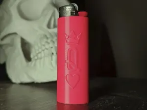 BIC lighter sleeve cover - Queen of Hearts