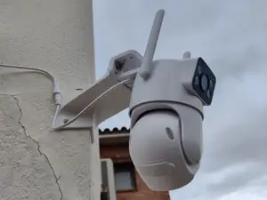 90° Wall Mount Bracket for Tuya Solar WiFi Camera
