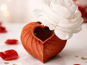 Heart Vase - Personalized Name