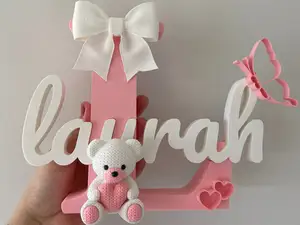 LAURAH COM URSINHO E BORBOLETA