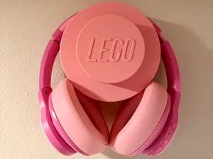 Kid's headphone wall mount brick stud