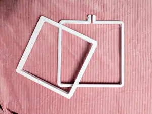 square-shaped embroidery hoop