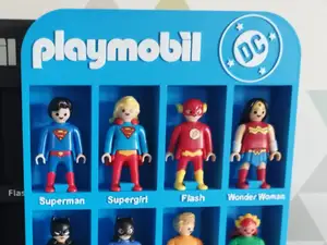 Estante playmobil DC Kinder