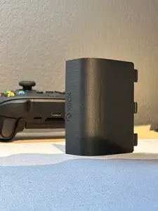 xbox series S & X cover battery
