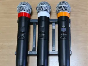 Microphone holder