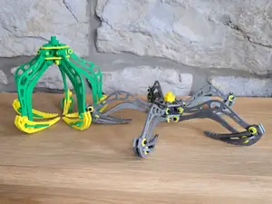 Mantis Claw