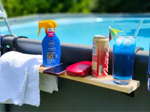 Praktische Pool-Ablage für Intex Oval Frame Pool