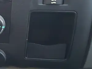 07-13 Sierra/Silverado dash center trays