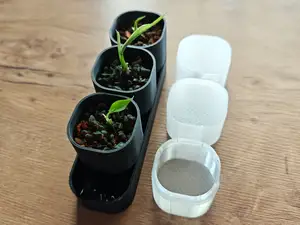 Modular Self-Watering Propagation Station