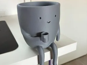 Happy Sitting Cup Planter