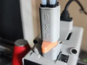 A1 Hub clip