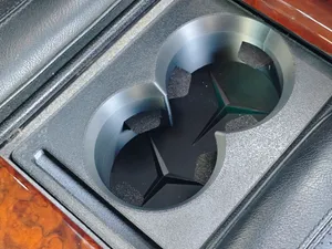 Mercedes W124 rear cupholder no supports