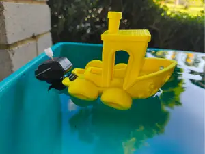 Floating Benchy with a windup motor and anchor