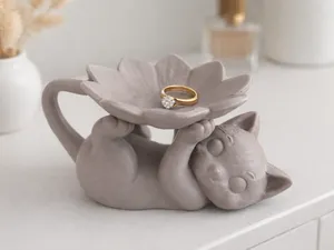 Cat Ring Holder