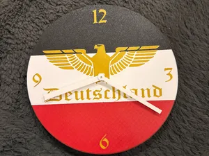 Uhr schwarz-weiß-rot